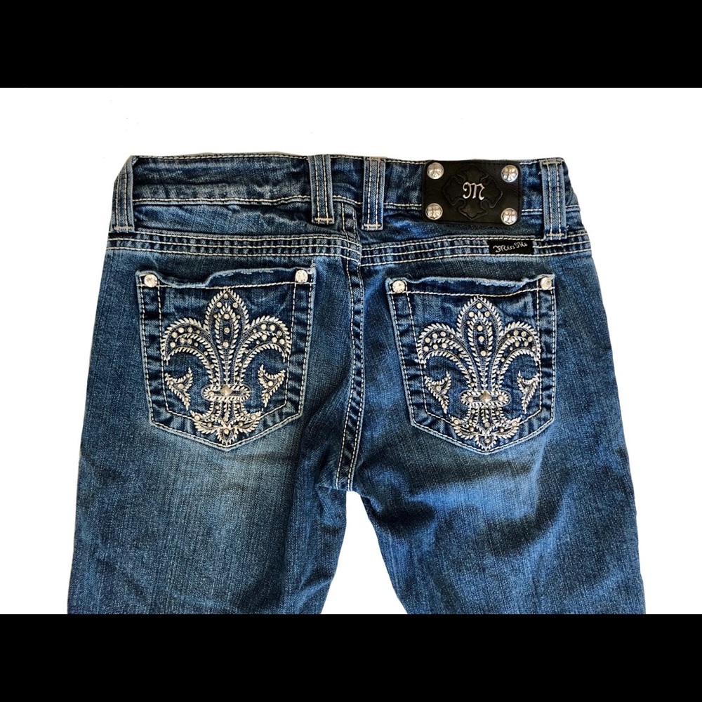 Size 28 Miss Me Jeans